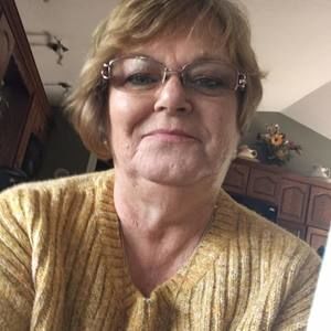 Meet your Posher, Pam